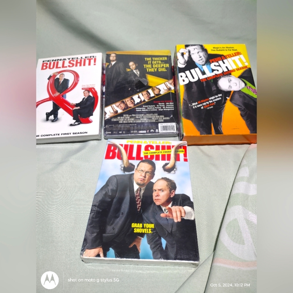 Penn&Teller Complete Series (All different seasons) Comedy DVDs